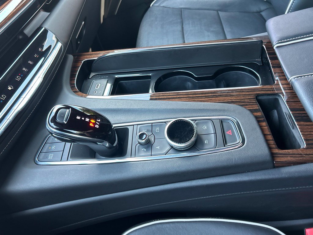 Used 2022 Cadillac Escalade ESV Premium Luxury AWD/4WD image 34