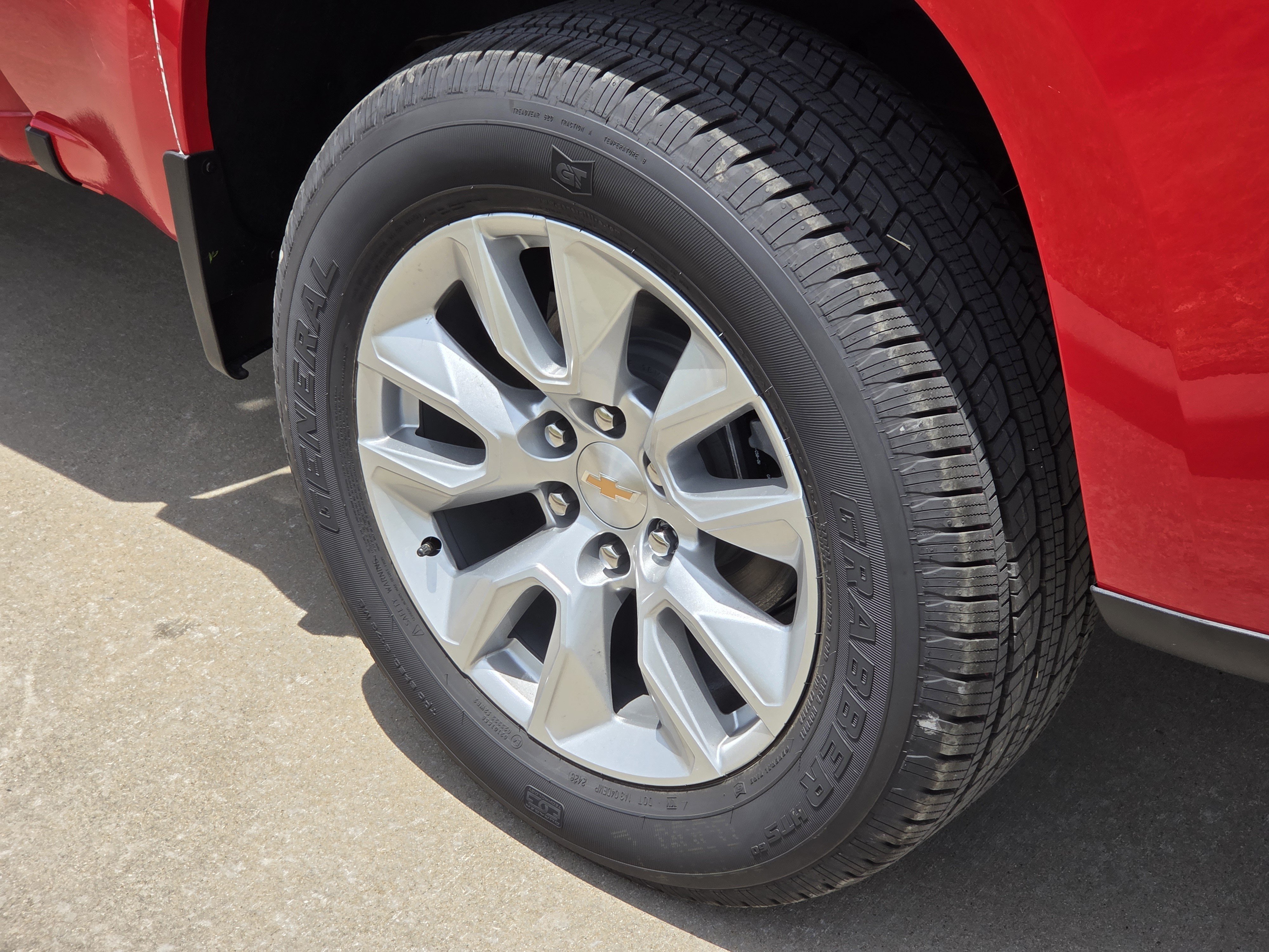 New 2026 Chevrolet Silverado 1500 Custom RWD image 5