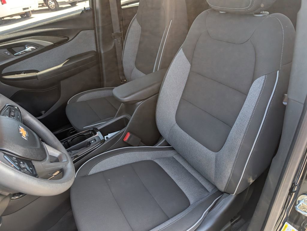 Used 2023 Chevrolet TrailBlazer LT FWD image 9