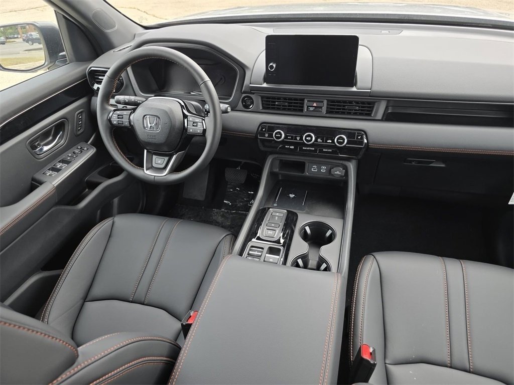 New 2025 Honda Pilot TrailSport image 26