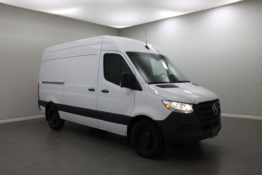 New 2025 Mercedes-Benz Sprinter 2500 image 3