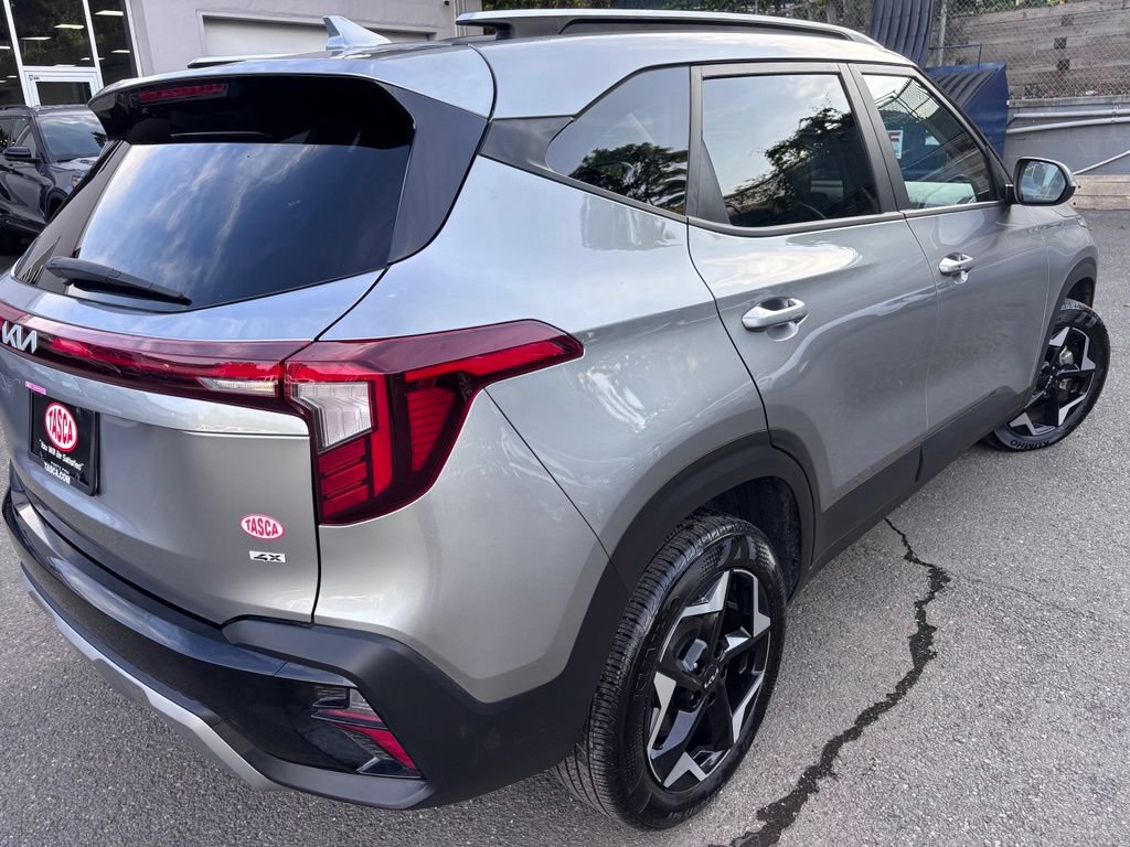 Used 2025 Kia Seltos S AWD/4WD image 4