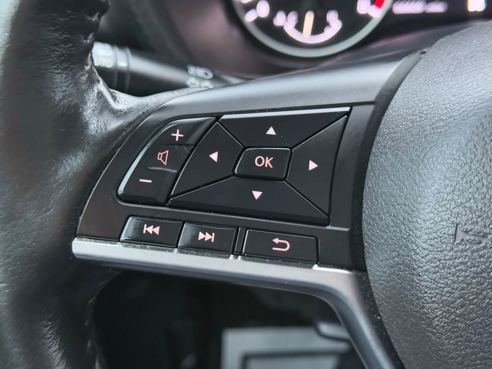 Used 2023 Nissan Sentra SV w/ All-Weather Package FWD image 25