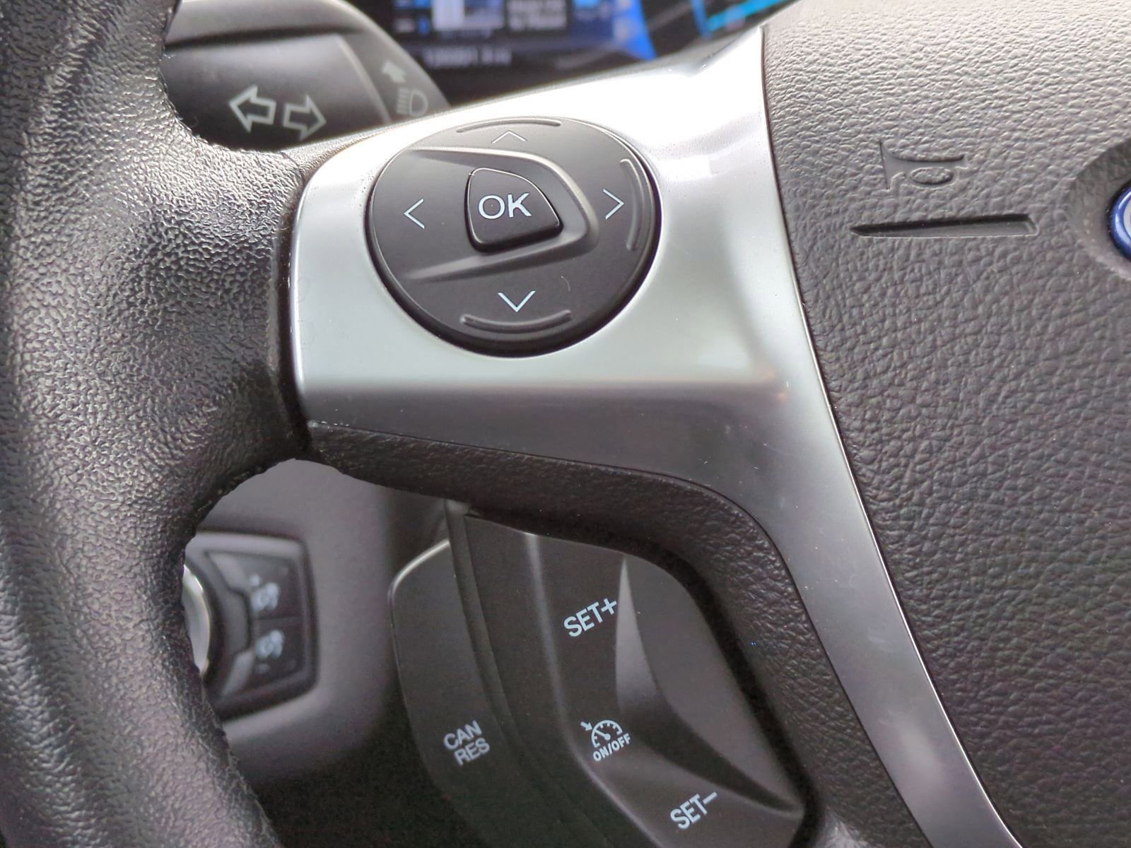 Used 2014 Ford C-MAX Energi SEL w/ Equipment Group 303A image 31