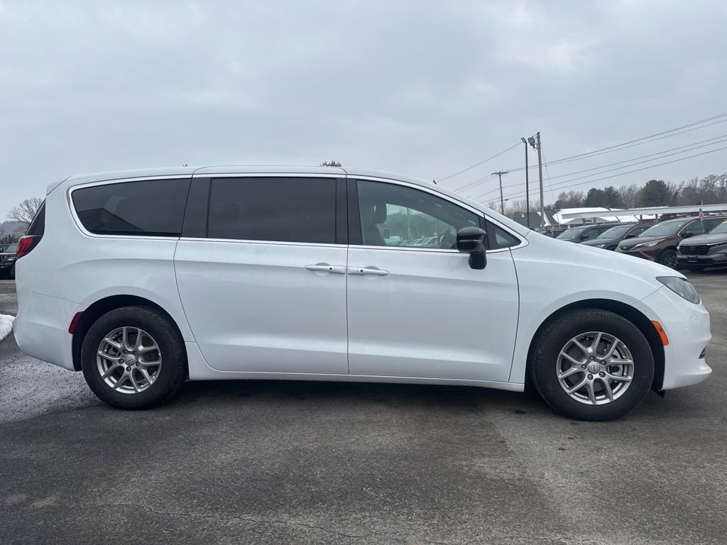New 2026 Chrysler Voyager LX FWD image 2