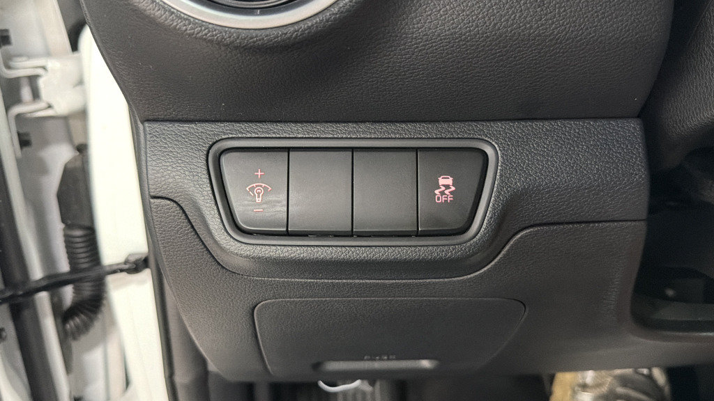 Used 2024 Kia Forte LXS FWD image 19