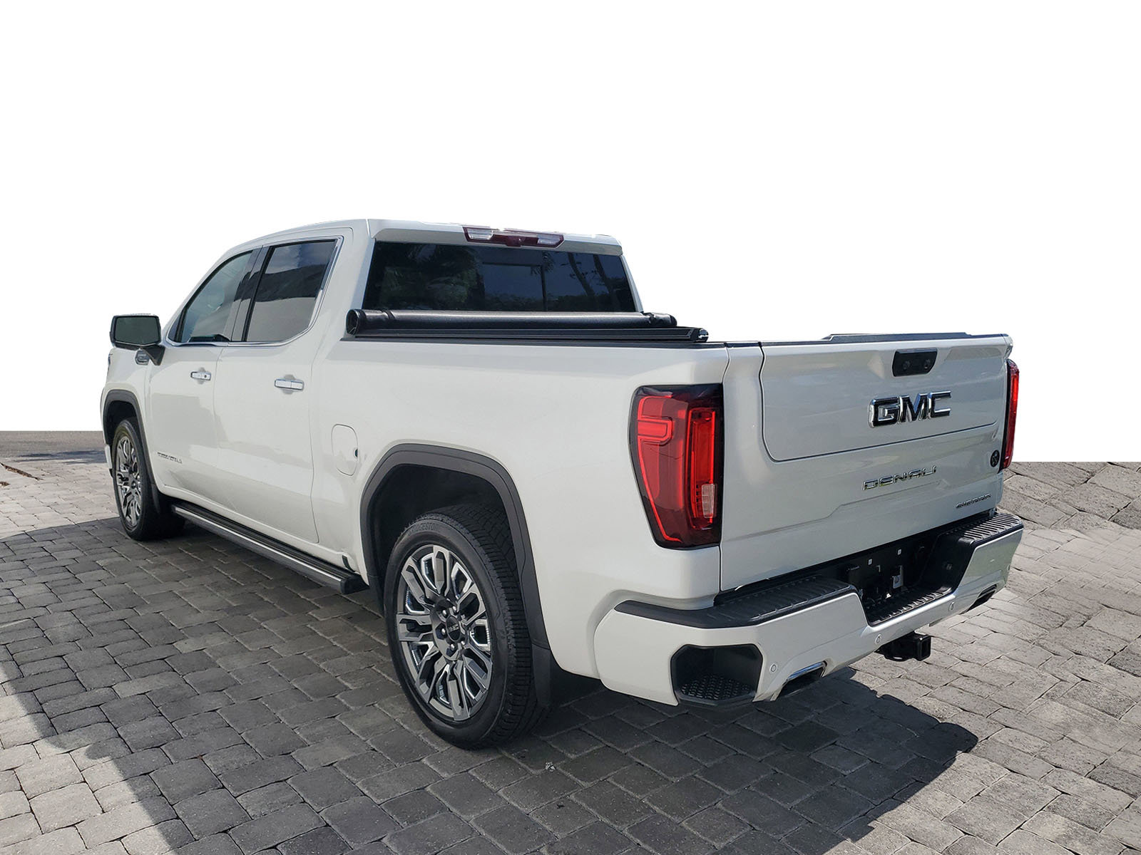 Certified 2024 GMC Sierra 1500 Denali Ultimate AWD/4WD image 4