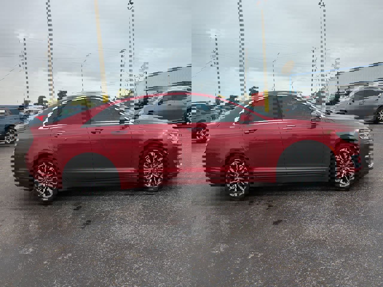 Used 2017 Lincoln MKZ Premiere image 3