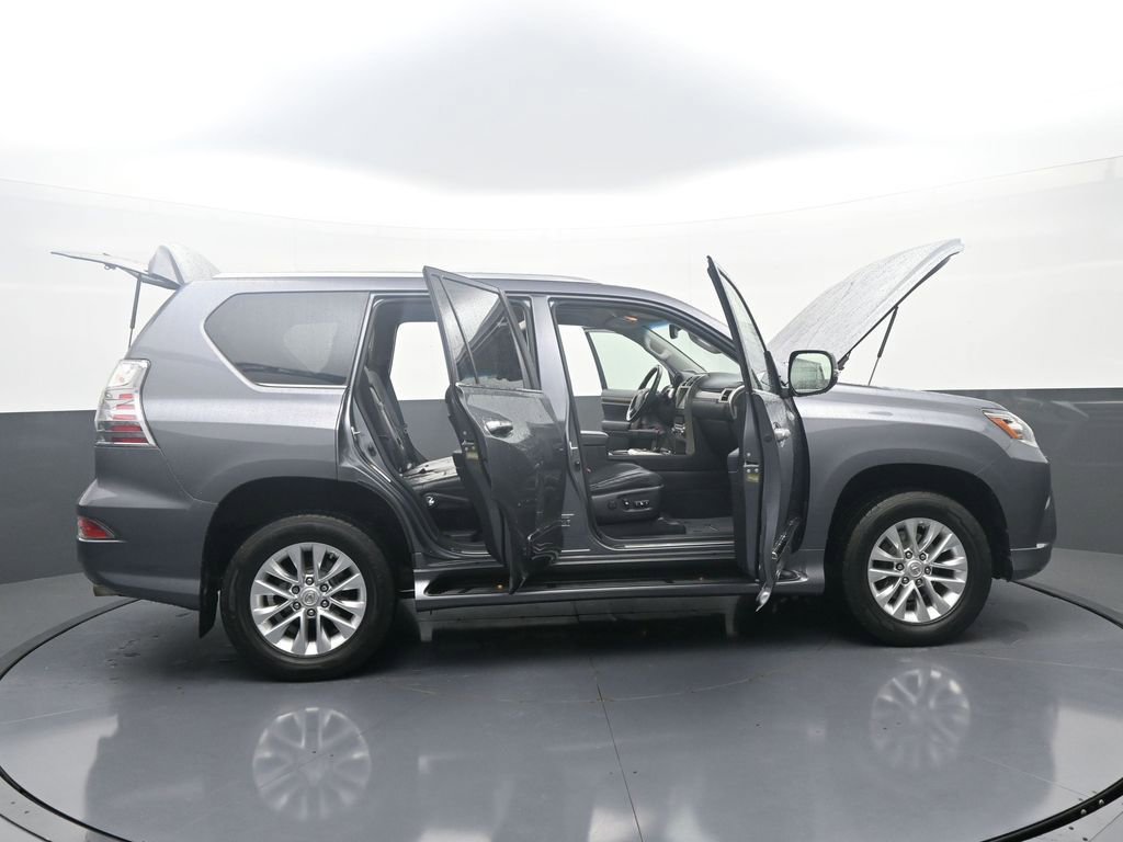 Used 2018 Lexus GX 460 Premium w/ Premium Package AWD/4WD image 43