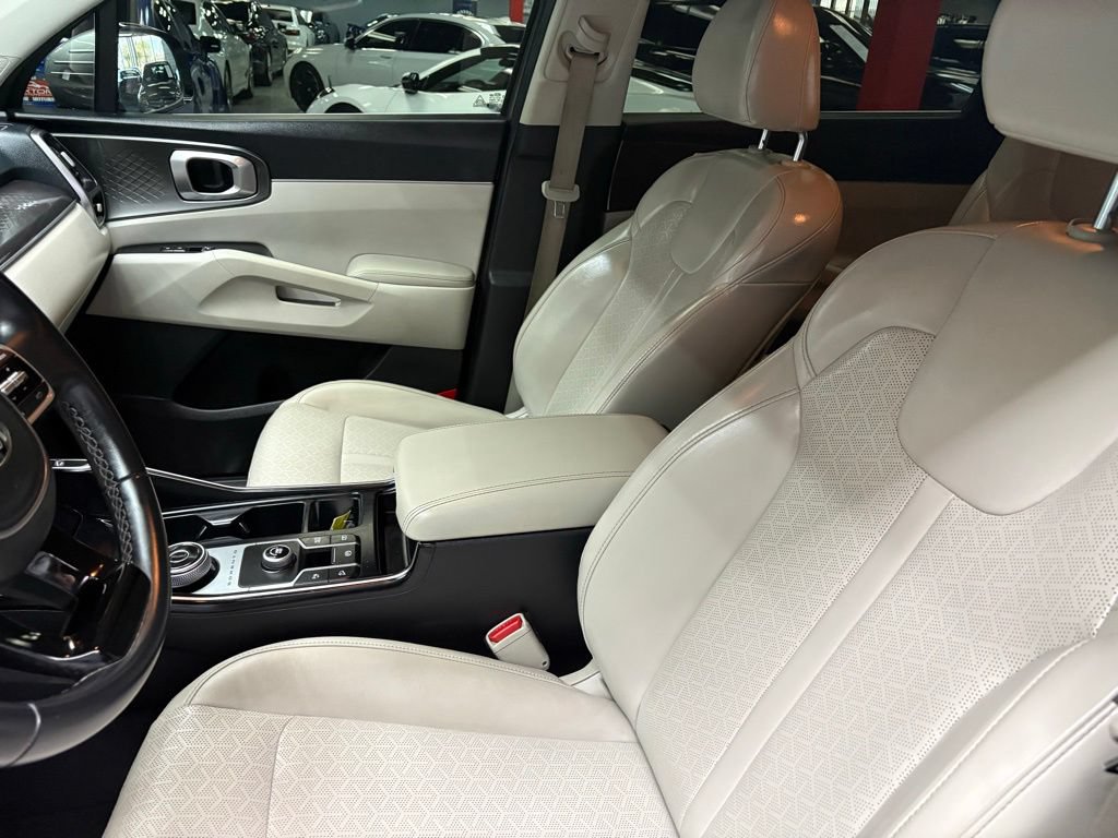 Used 2021 Kia Sorento S FWD image 20