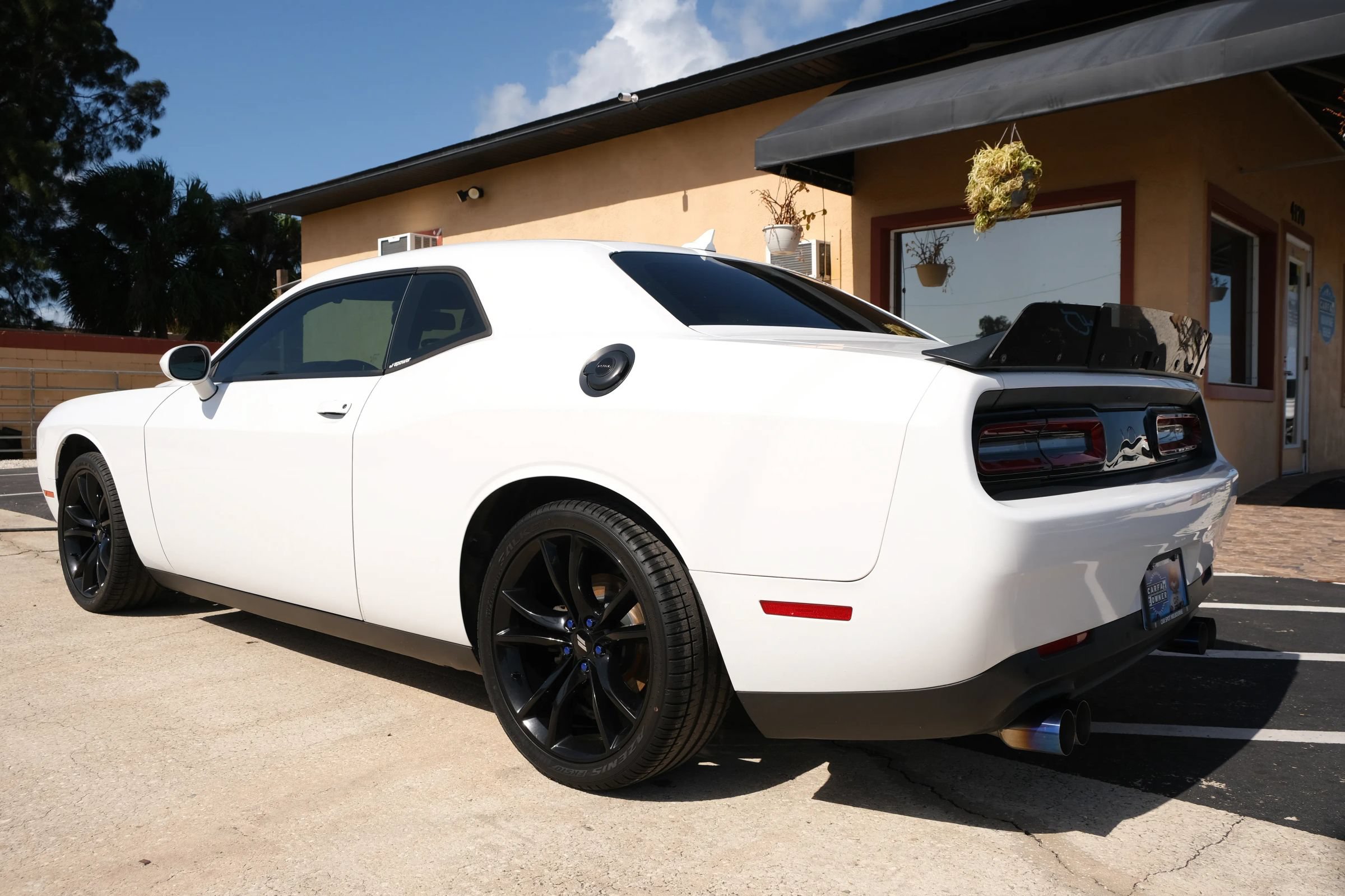Used 2018 Dodge Challenger SXT Plus RWD image 7