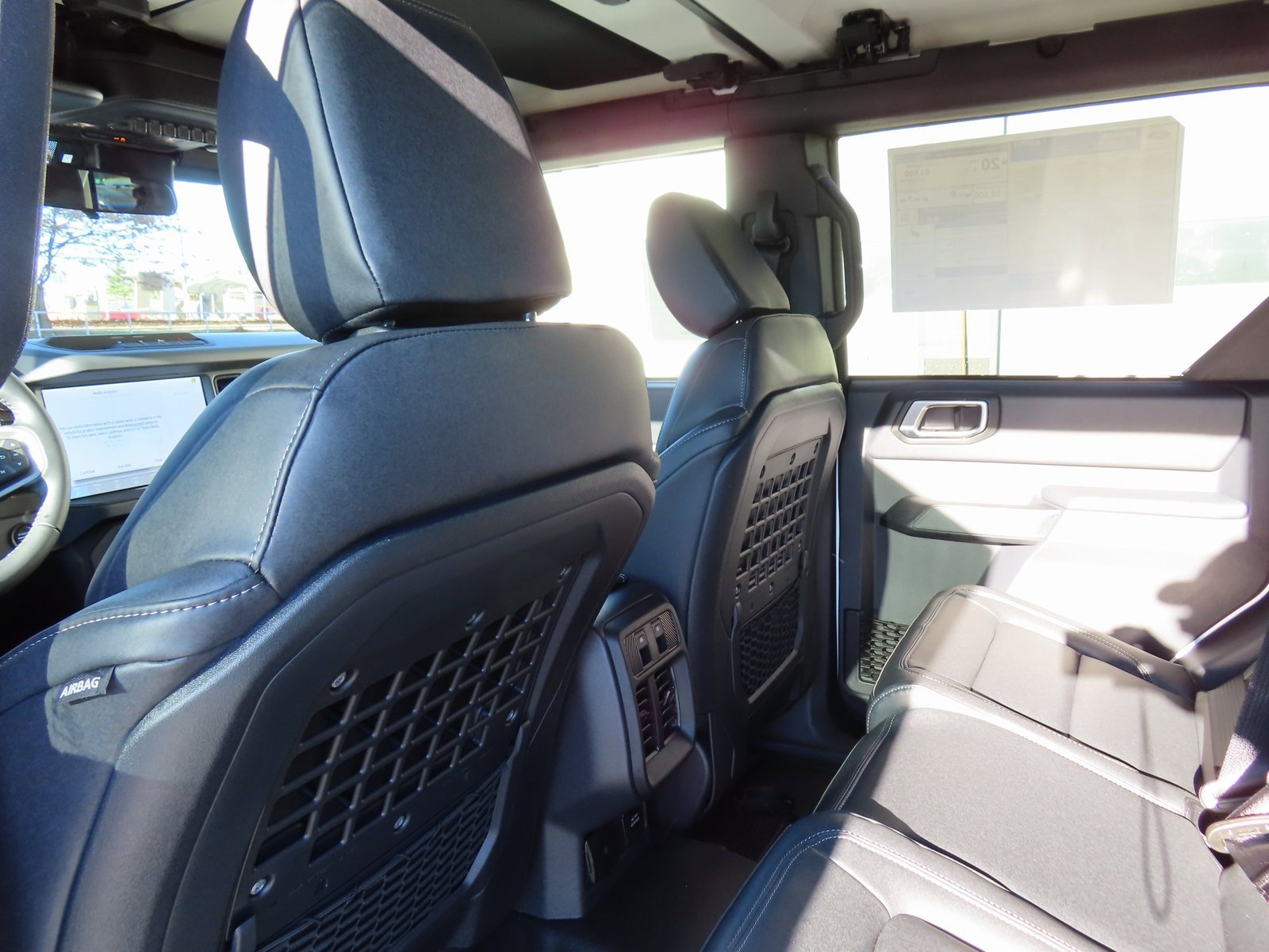 New 2025 Ford Bronco Big Bend w/ Black Diamond Package image 17