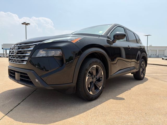 Used 2025 Nissan Rogue SV FWD image 8