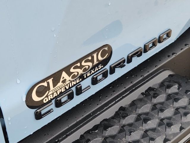 Used 2025 Chevrolet Colorado W/T w/ WT Custom Package image 9