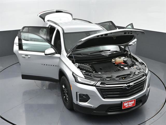 Used 2022 Chevrolet Traverse LT FWD image 49