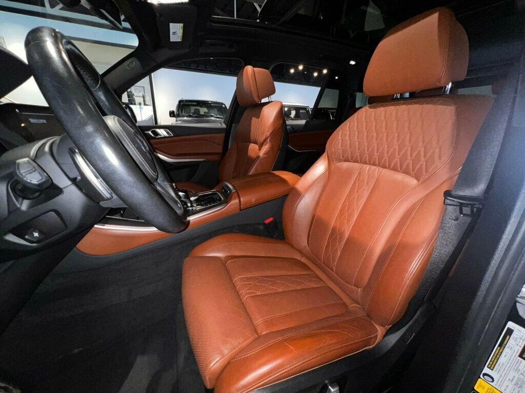 Used 2022 BMW X5 xDrive40i w/ M Sport Package image 16