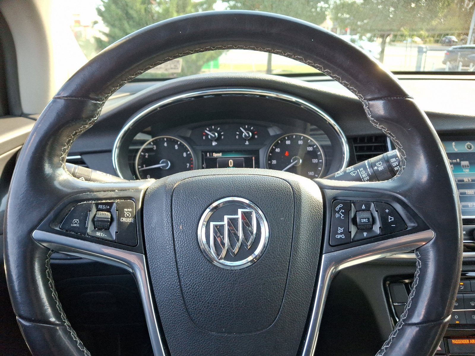 Used 2019 Buick Encore Sport Touring image 18