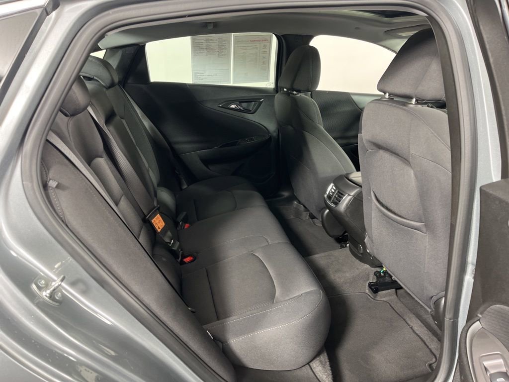 Used 2024 Chevrolet Malibu LT image 9