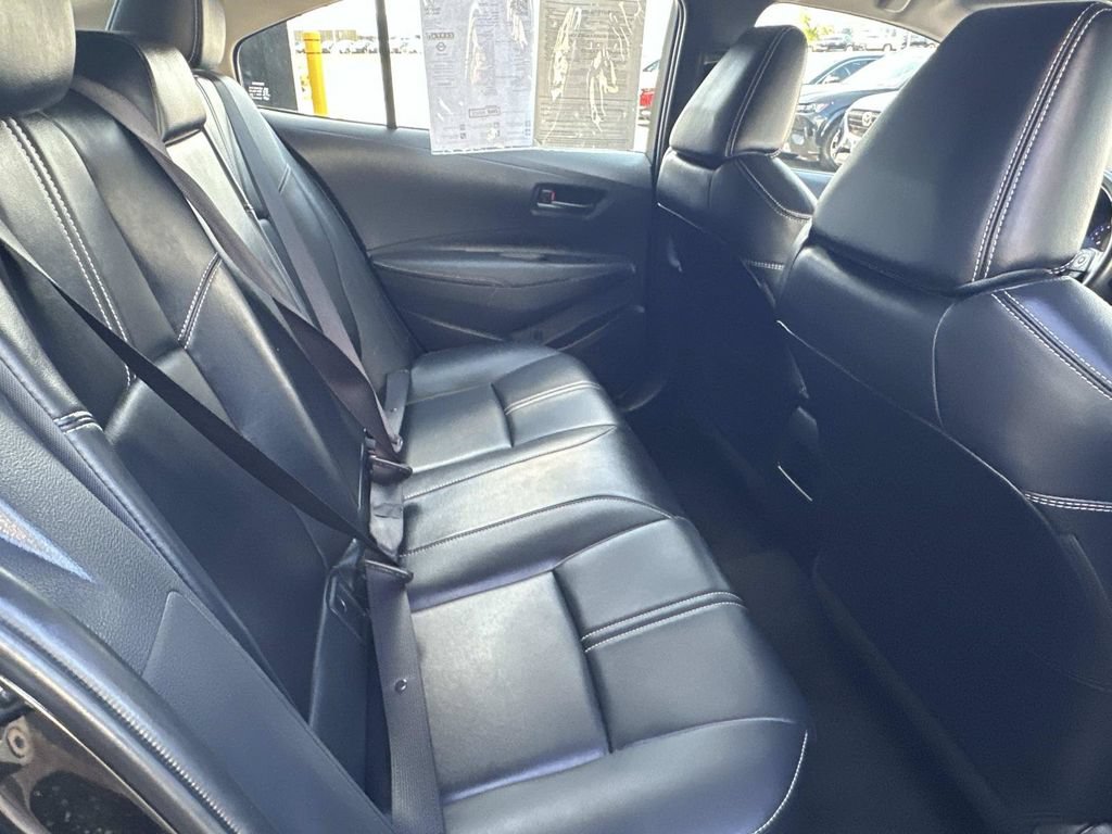 Used 2022 Toyota Corolla LE w/ Premium Interior Package FWD image 32