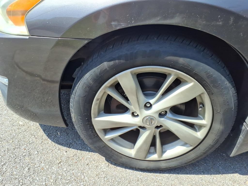 Used 2014 Nissan Altima 2.5 SL w/ Technology Package FWD image 6