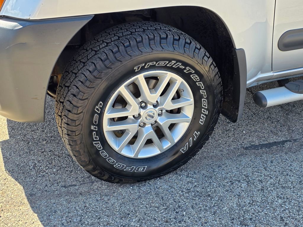 Used 2015 Nissan Xterra S AWD/4WD image 12