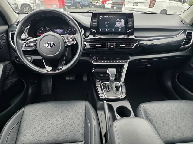 Used 2021 Kia Seltos EX AWD/4WD image 15