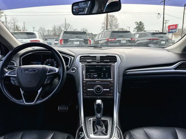 Used 2016 Ford Fusion Titanium image 21