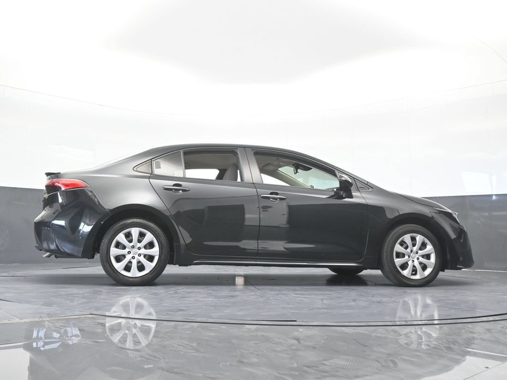 Used 2021 Toyota Corolla LE FWD image 53