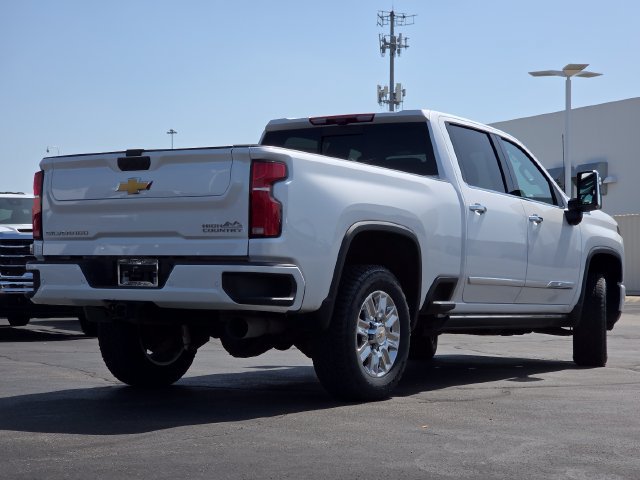 Used 2025 Chevrolet Silverado 2500 High Country w/ High Country Premium Package AWD/4WD image 19