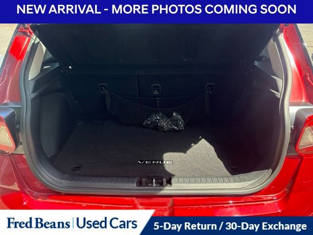 Certified 2023 Hyundai Venue SEL w/ Cargo Package FWD image 8