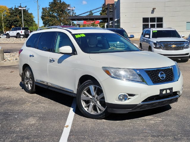 Used 2015 Nissan Pathfinder Platinum w/ Cargo Package FWD image 31