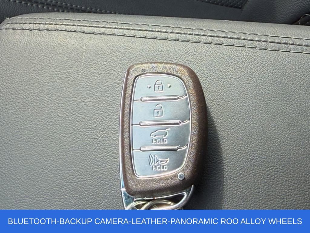 Used 2020 Hyundai Tucson Ultimate w/ Cargo Package AWD/4WD image 19