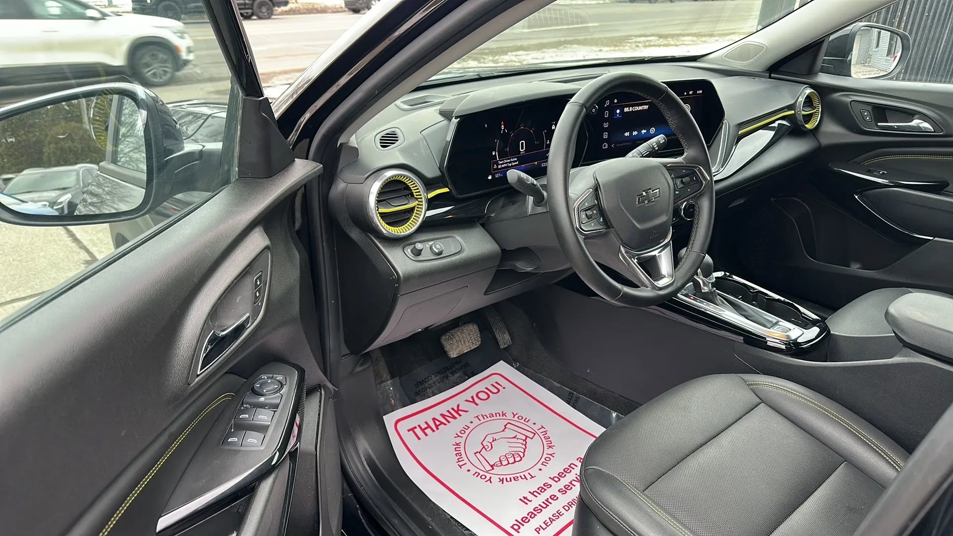 Used 2025 Chevrolet Trax ACTIV w/ Driver Confidence Package image 9