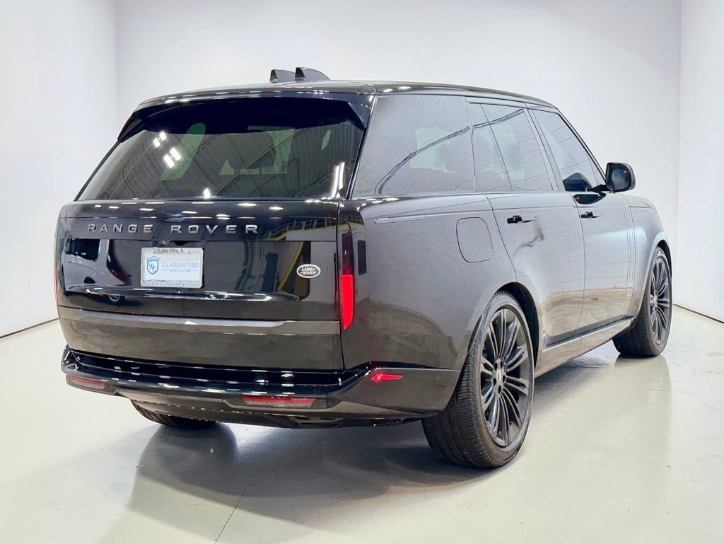 Used 2023 Land Rover Range Rover SE image 5