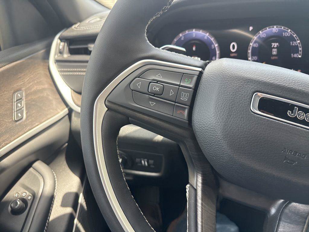 New 2026 Jeep Grand Cherokee L Limited AWD/4WD image 20