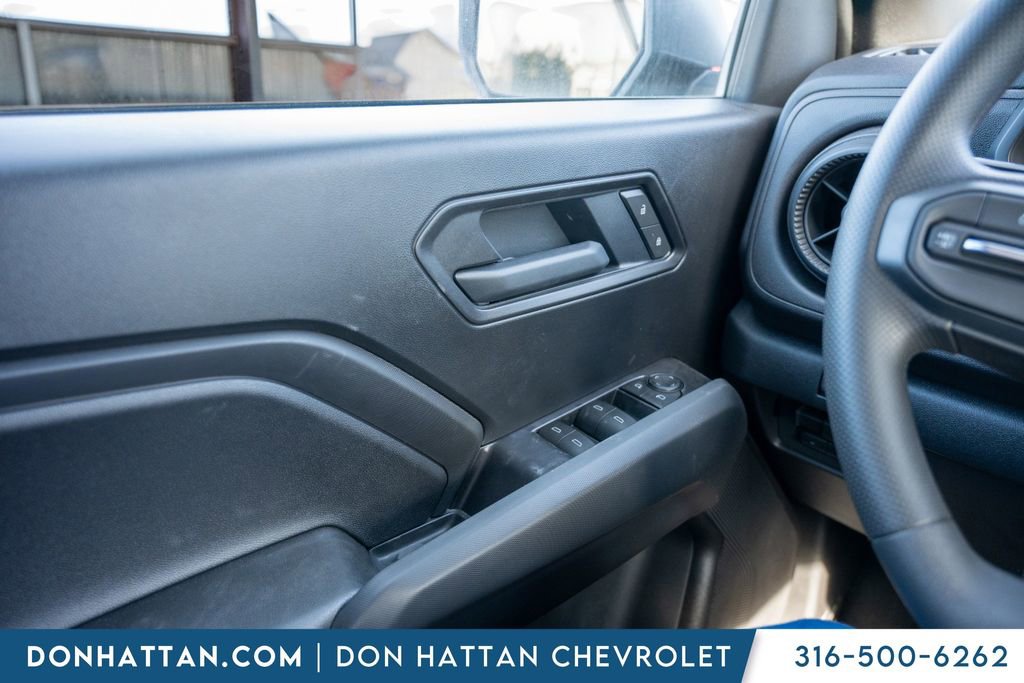 New 2026 Chevrolet Colorado W/T image 15