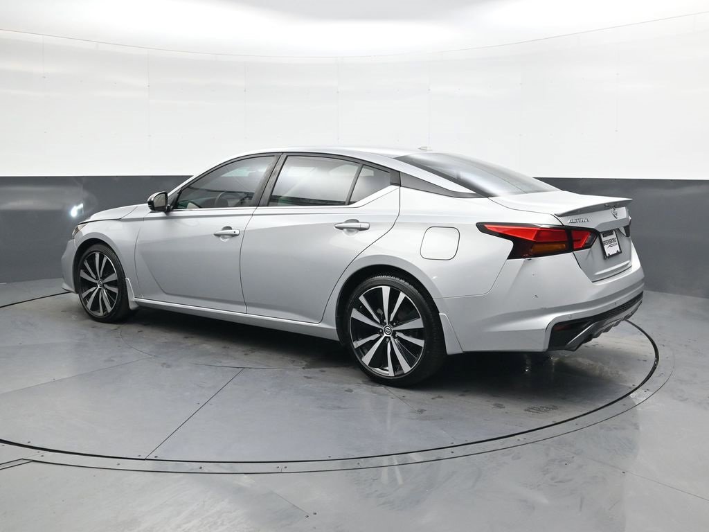 Used 2020 Nissan Altima 2.5 SR w/ Premium Package image 6