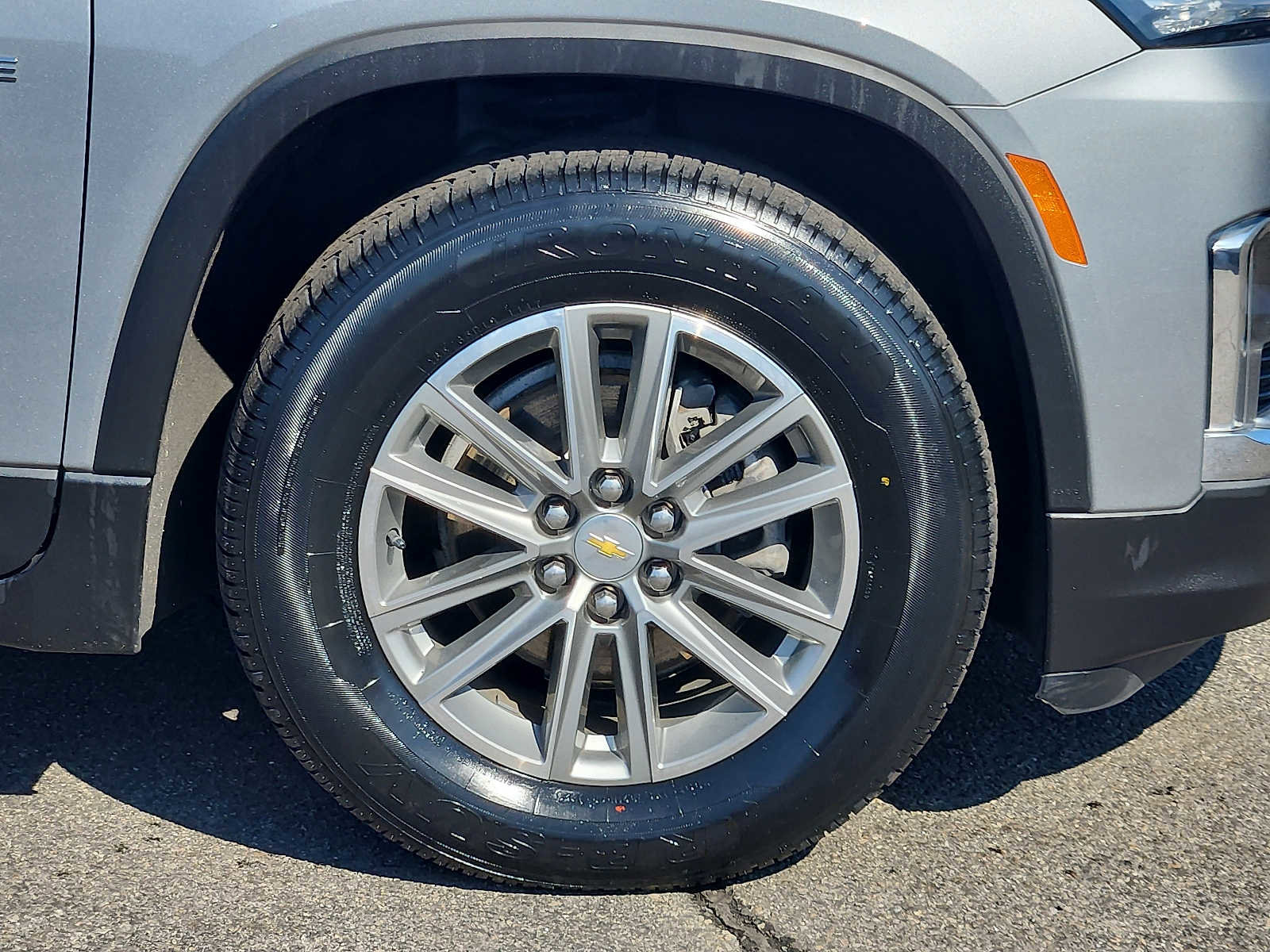 Used 2023 Chevrolet Traverse LT AWD/4WD image 8