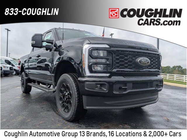 New 2026 Ford F250 Lariat w/ Black Appearance Package