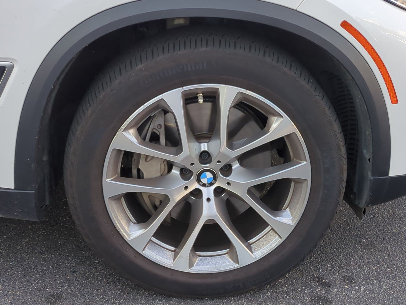 Used 2021 BMW X5 xDrive45e w/ Premium Package AWD/4WD image 13