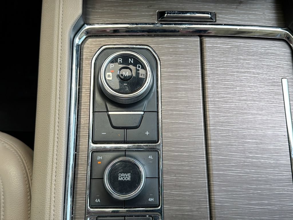 Used 2022 Ford Expedition Max Limited AWD/4WD image 20
