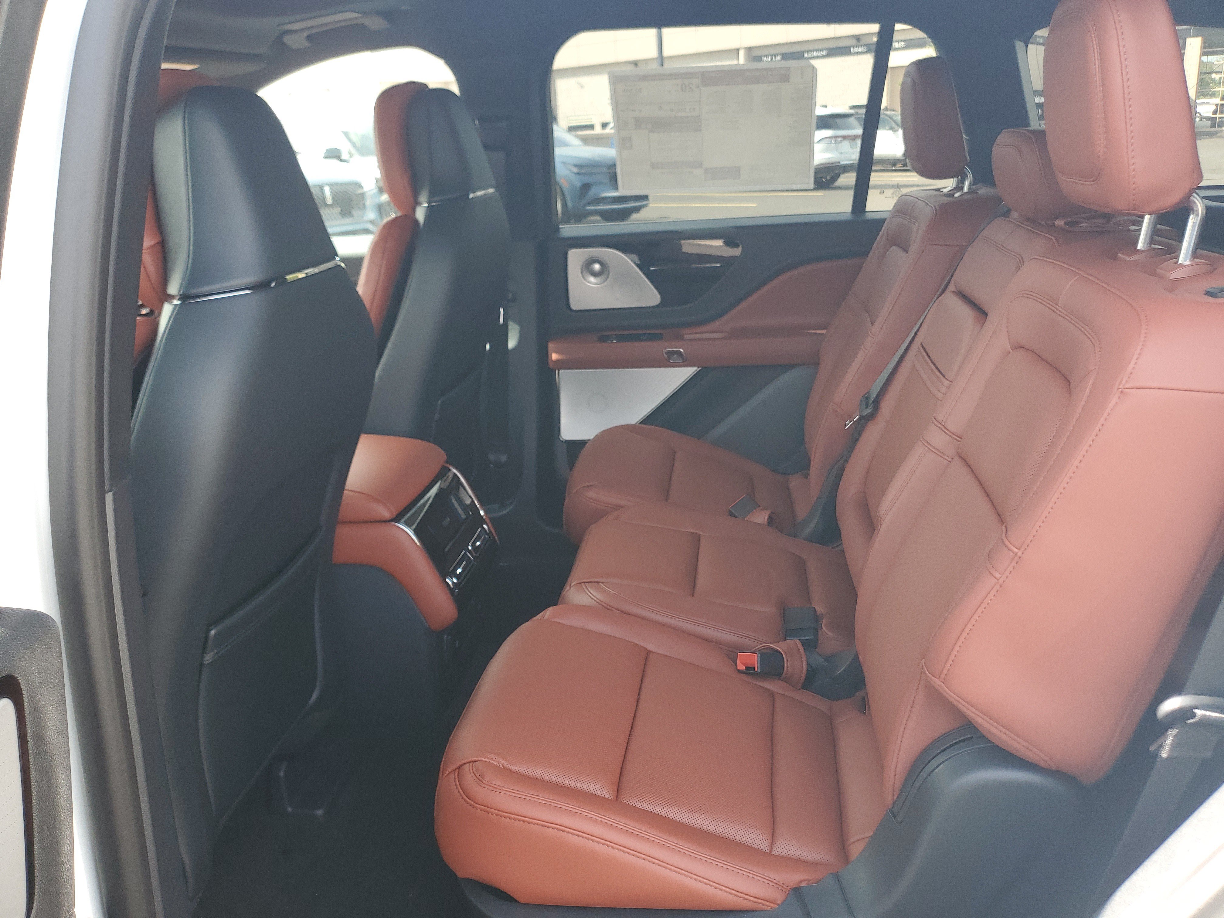 New 2027 Lincoln Aviator Reserve AWD/4WD image 23