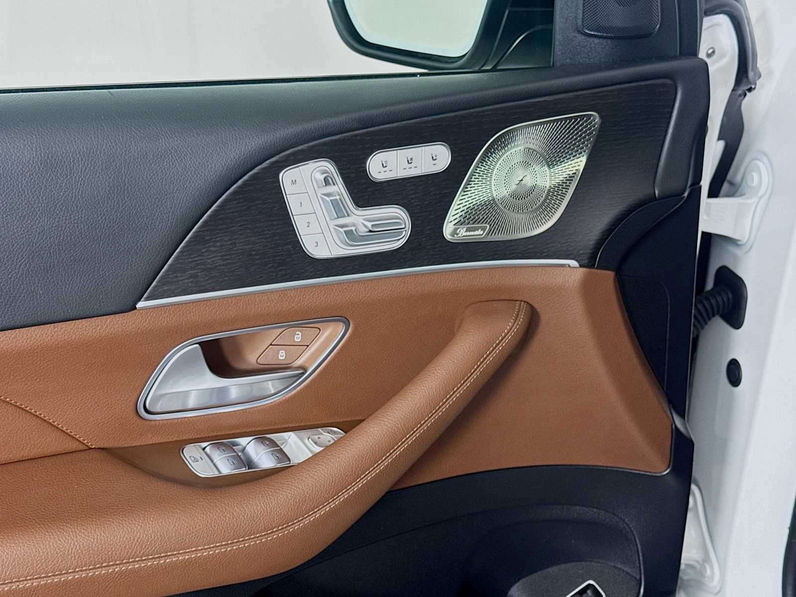 Used 2024 Mercedes-Benz GLS 450 4MATIC image 20