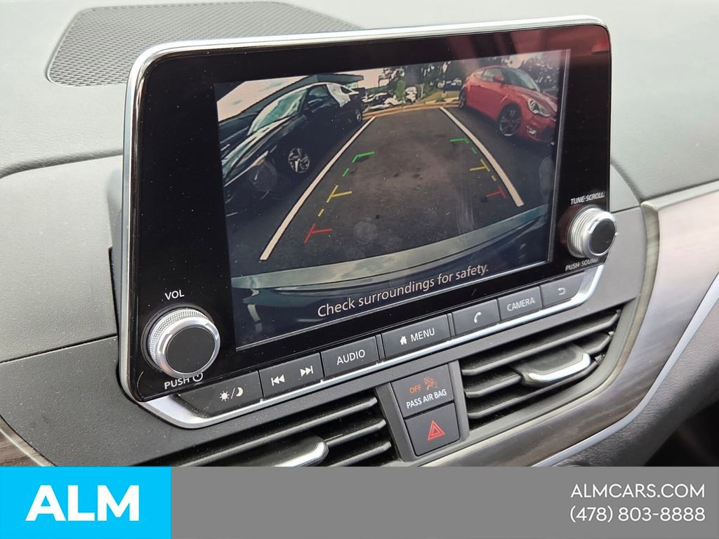 Used 2025 Nissan Altima 2.5 SV FWD image 21