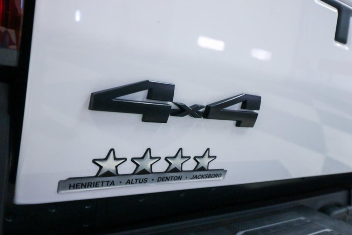 Used 2025 Toyota Tacoma TRD Sport AWD/4WD image 26