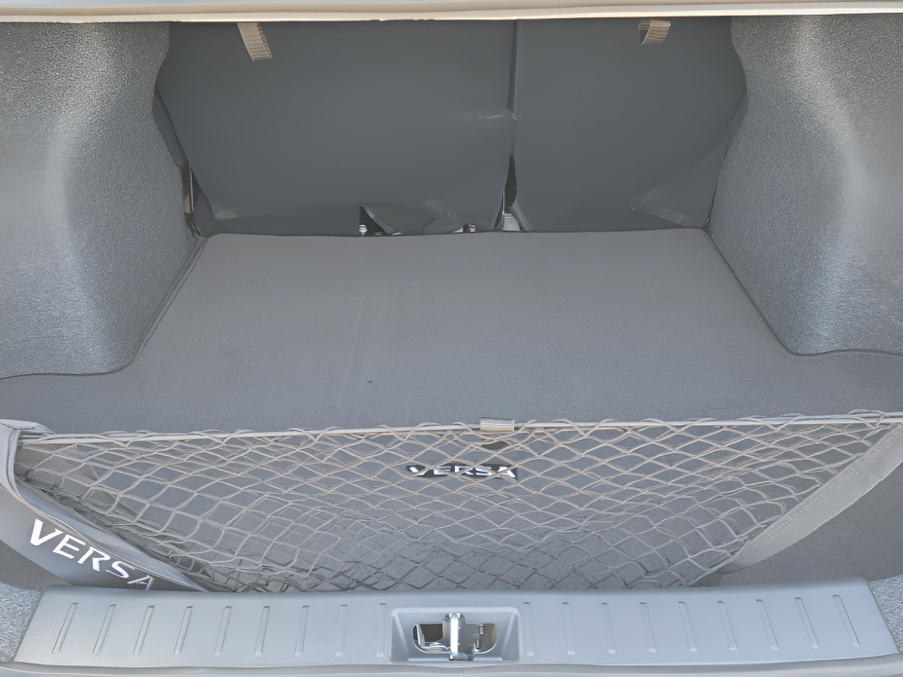 New 2025 Nissan Versa SV w/ Trunk Package FWD image 9