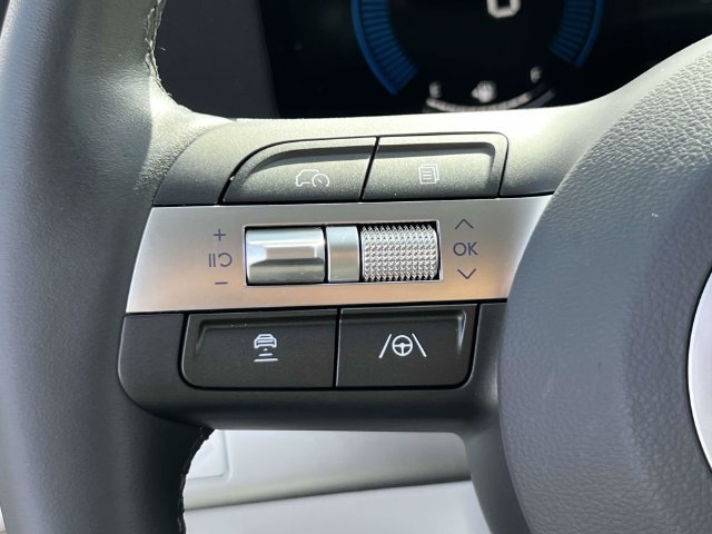 Certified 2026 Hyundai Kona SEL Sport AWD/4WD image 21