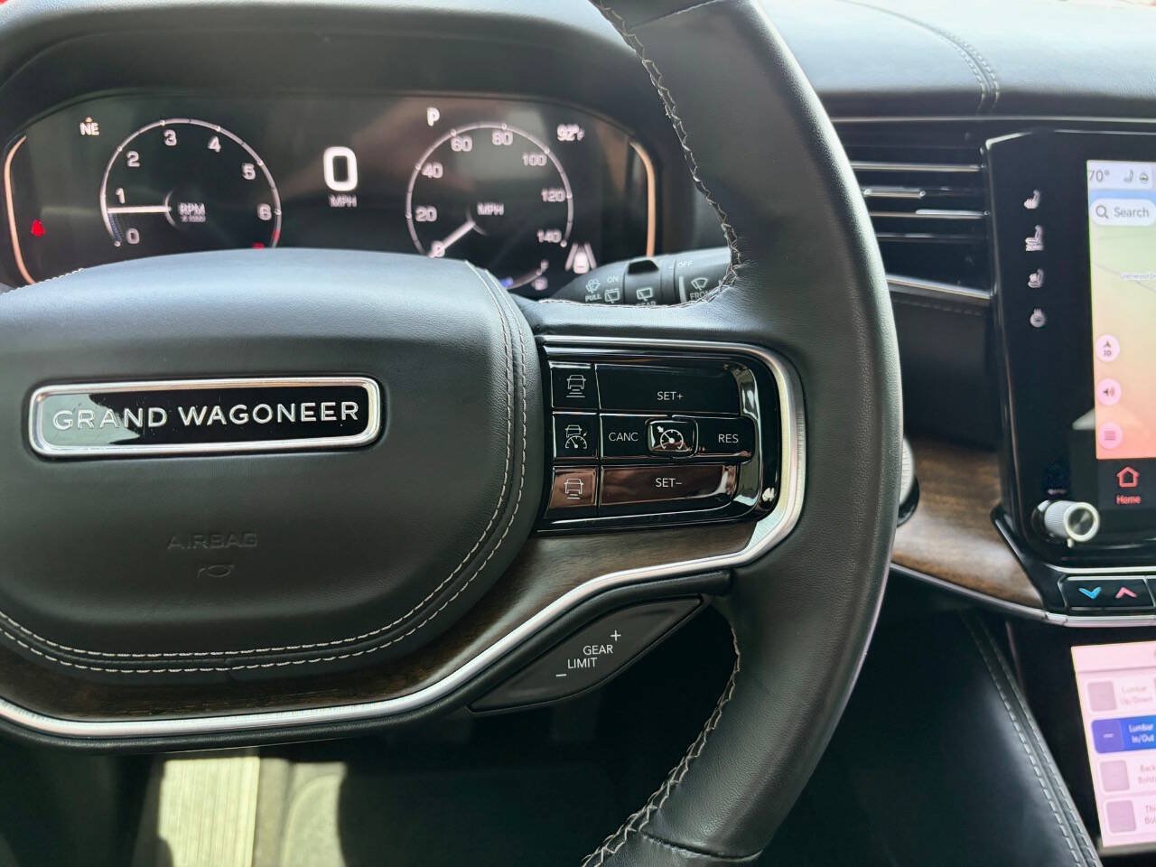 Used 2022 Jeep Grand Wagoneer Series II AWD/4WD image 30