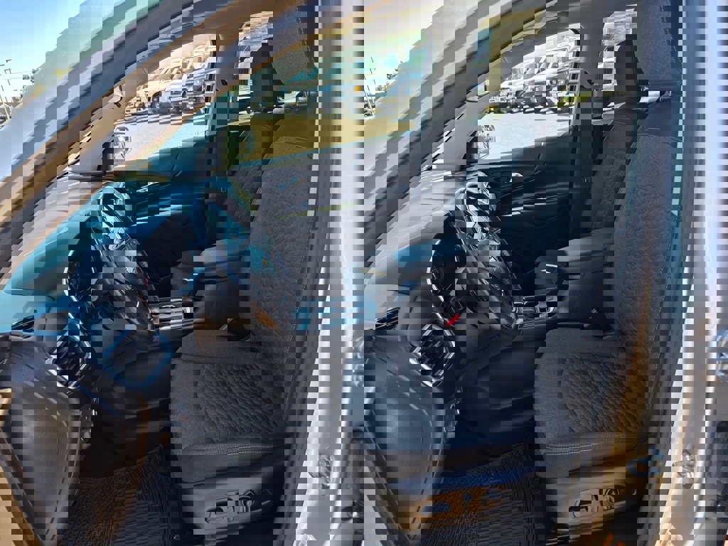 Used 2021 Chevrolet Equinox LT image 6