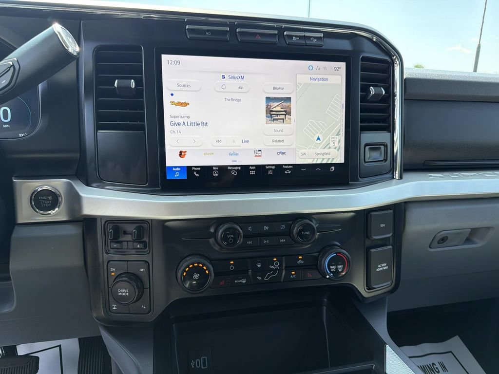 Used 2024 Ford F250 XLT w/ Black Appearance Package AWD/4WD image 6